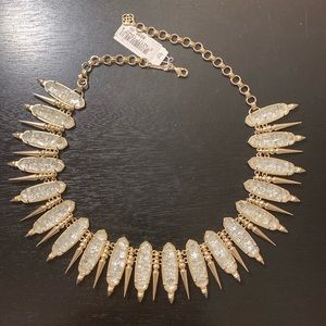 NWT Kendra Scott Gwendolyn statement necklace in crushed ivory pearl & gold